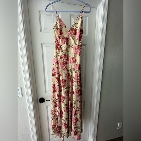 Astr The Label | Astr Long Floral Dress | Color: Cream/Pink/ Tan - Picture 2 of 4